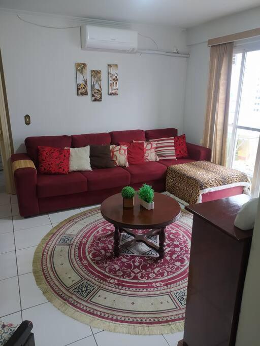 Apartamento Apto Espacoso Uma Quadra Do Mar Com Garagem *