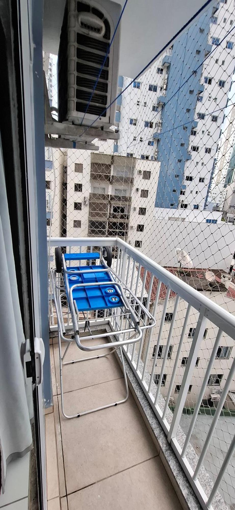 Apto Espacoso Uma Quadra Do Mar Com Garagem * Balneario Camboriu